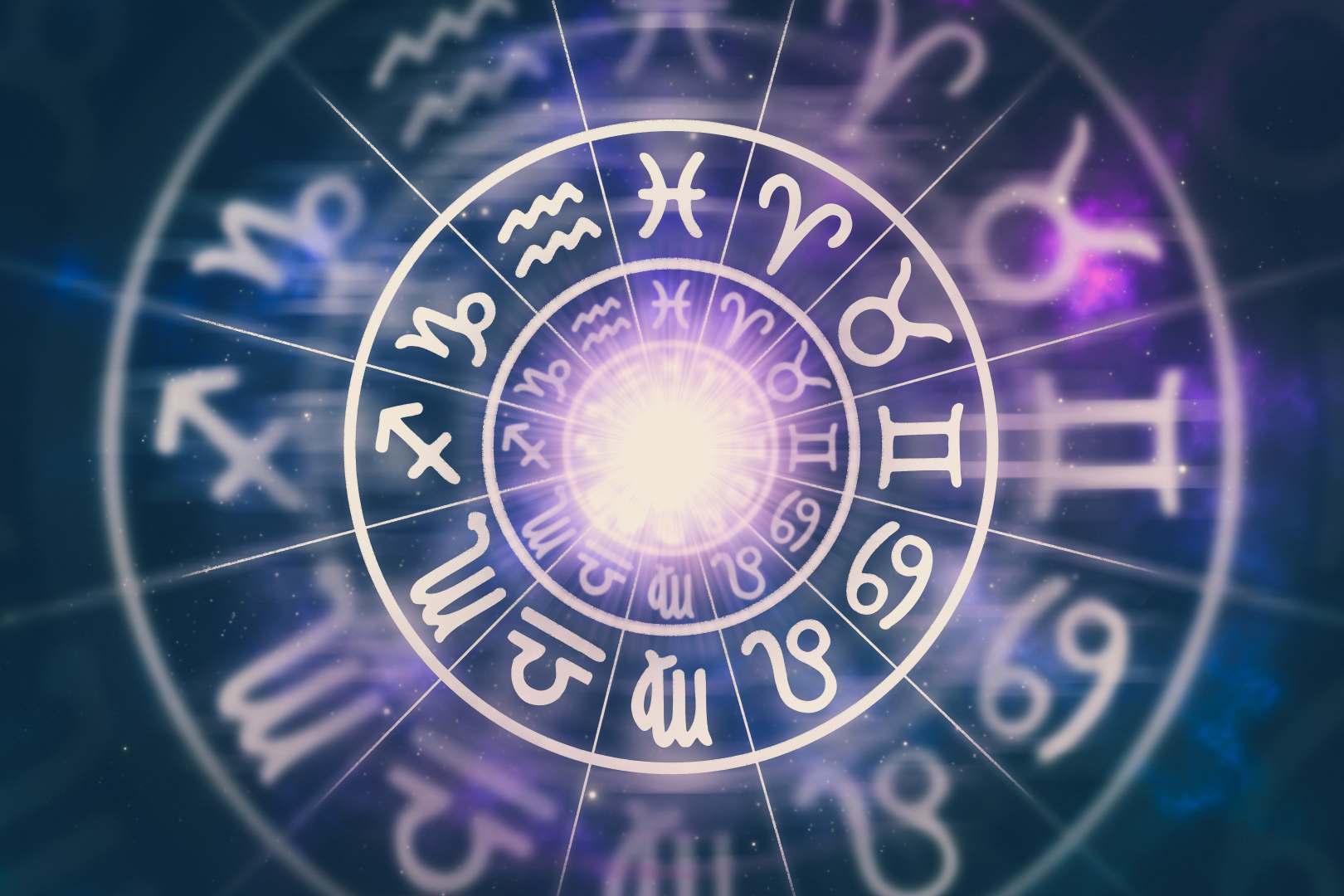 "Top astrologer Pandit in Raigarh, expert in Vedic astrology and horoscope readings."