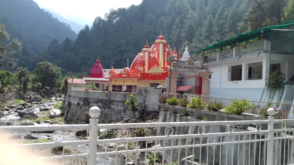 Kainchi Dham, Neem Karoli Baba, Kainchi Dham temple, spiritual journey, pilgrimage destinations, Uttarakhand temples, Nainital, Naina Devi Temple, Jim Corbett National Park, Hanuman Garhi, Bhimtal Lake, meditation, spiritual retreat, holy places in India, Kainchi Dham history, Neem Karoli Baba temple